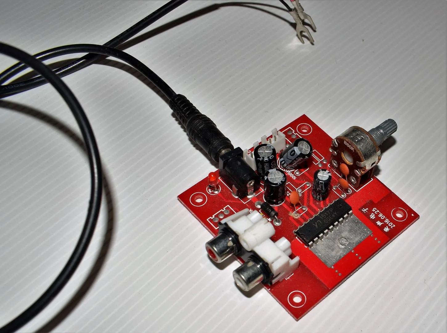 Amplificateur interne 12V 10w pour bartop