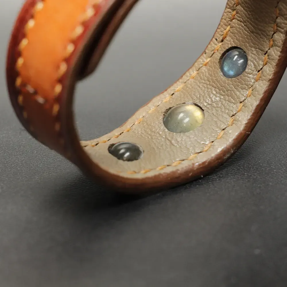 Bracelet Tantal en cuir fauve cousu main – Labradorite – Image 4