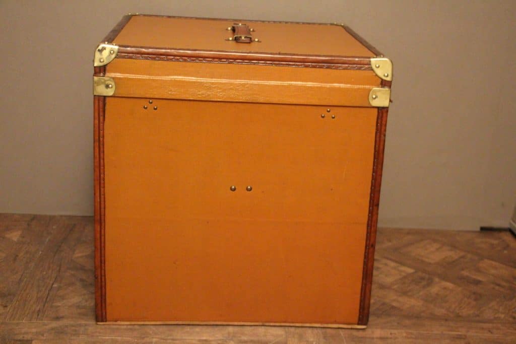 Malle à chapeaux en toile marron orangé , en forme de cube – Image 4