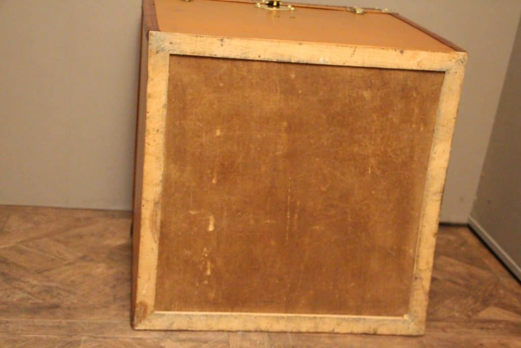Malle à chapeaux en toile marron orangé , en forme de cube – Image 7